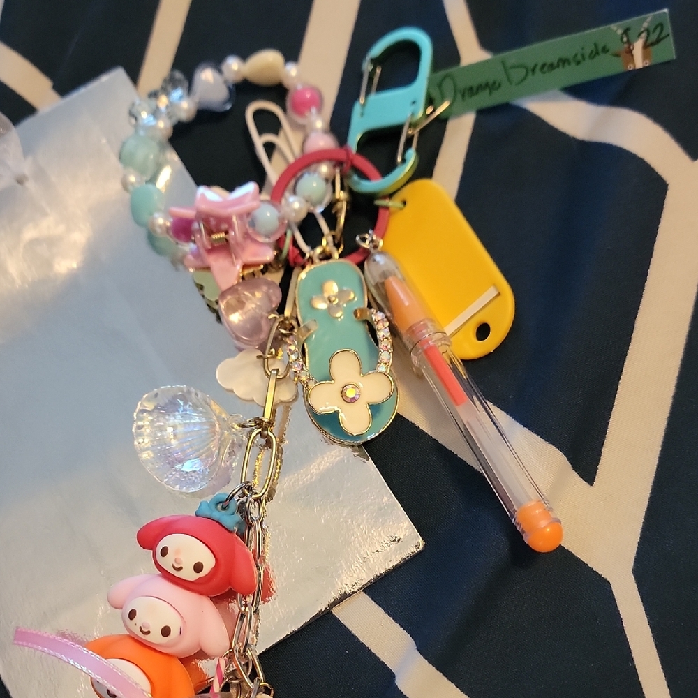 Colorful Key & Card Holder Set